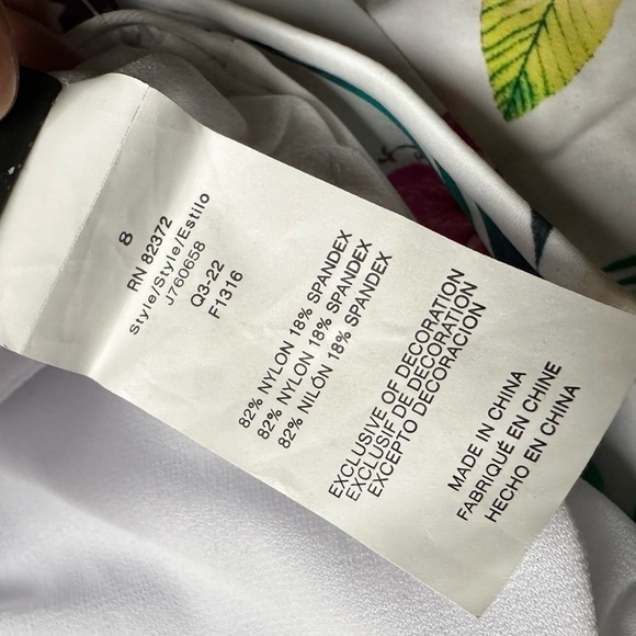 Island Escape Tankini Swimsuit Top Underwire Removable Pads Floral 8 Full Bust - Picture 5 of 13